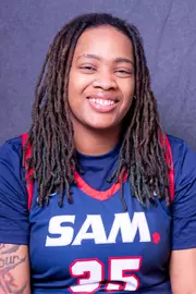 Alexis Woods head shot 2023-24