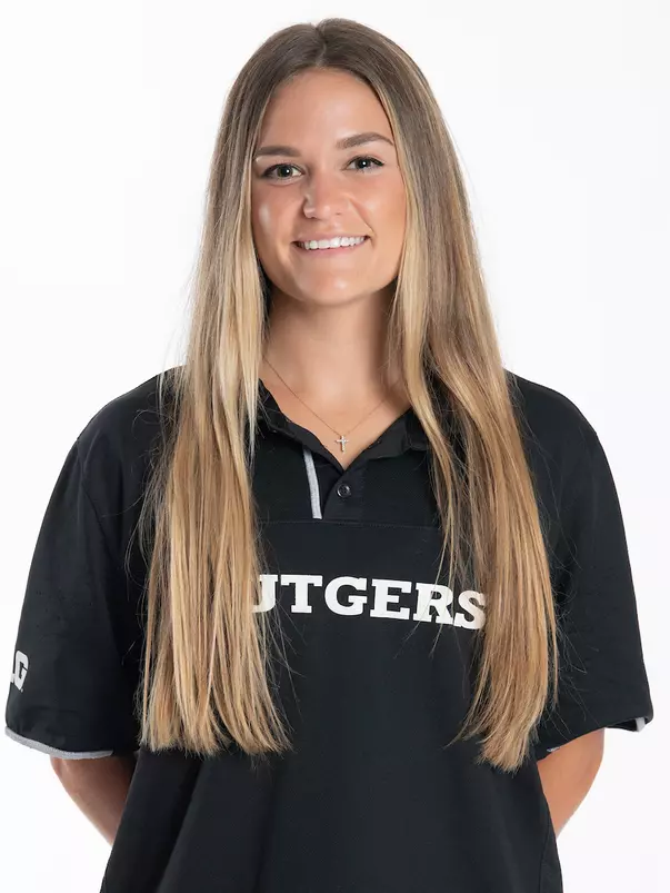 Gianna Glatz Headshot - Field Hockey Fall '21