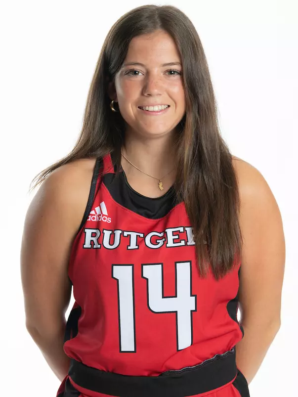Carly Snarski Headshot - Field Hockey Fall '21