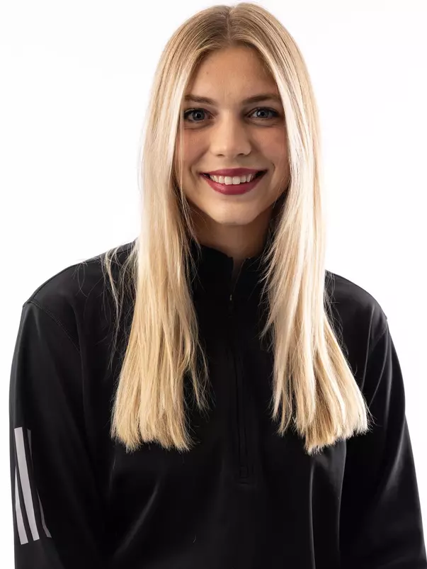 Volleyball Assistant Coach - Abby Detering - Head Shot