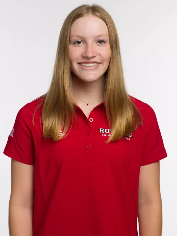 Elinor Schinsky Headshot