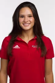 Savana Trueb Headshot