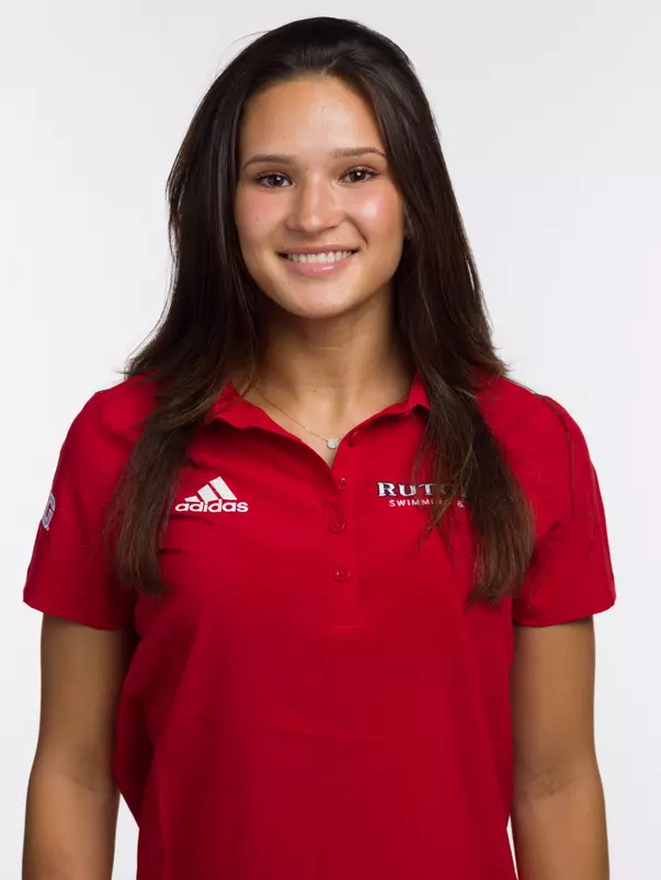 Savana Trueb Headshot