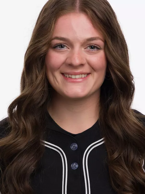 #00 Alison Amadio - 2025 headshot