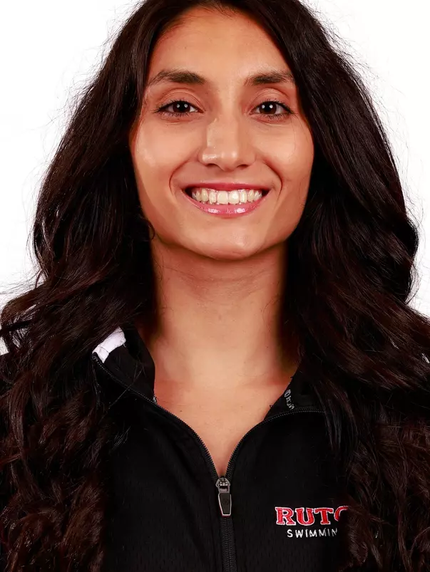 Grace Weaver - 2024-25 Rutgers women's swimming & diving headshot