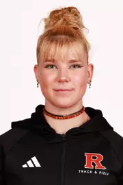 Chloe Timberg headshot