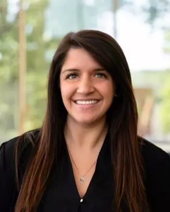 nicole turner_headshot_2024-25