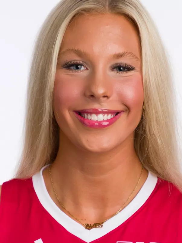 Avery Jesewitz 2024 Headshot