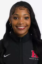 Llyric Driscoll headshot