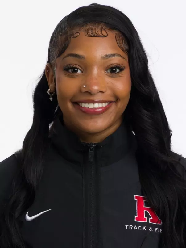 Llyric Driscoll headshot