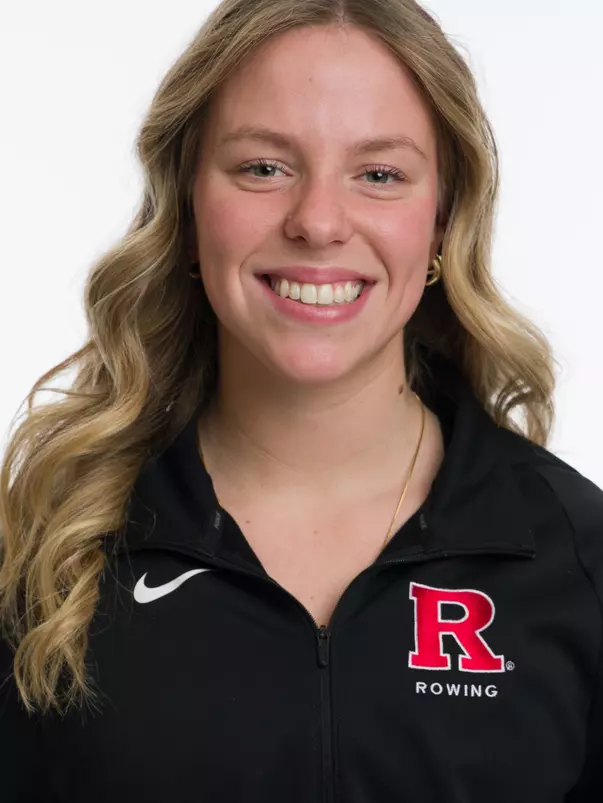 Avery Mattos rowing headshot 2026