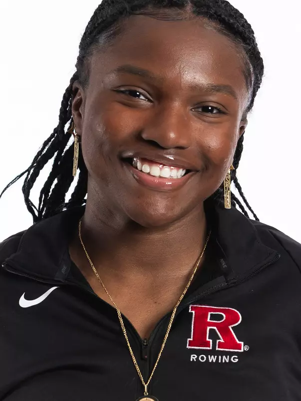 Star Henry rowing headshot 2026