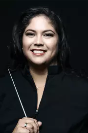 Dr. Julia Baumanis