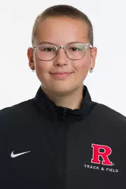 Izzi Turner headshot