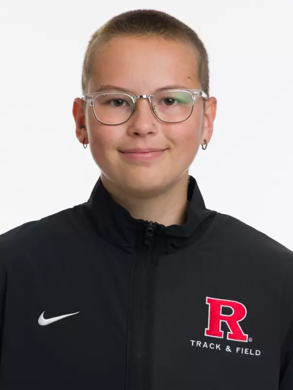 Izzi Turner headshot