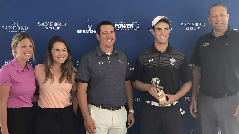 Otta Wins Men's College Division in Sioux Falls