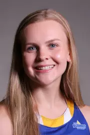 Annie Wendt Headshot