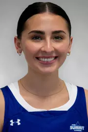 Isabel Aesoph headshot