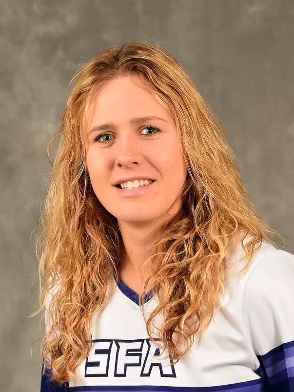 Courtney_Brown_Headshot