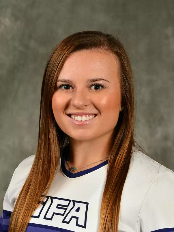 Lauren_Becker_Headshot