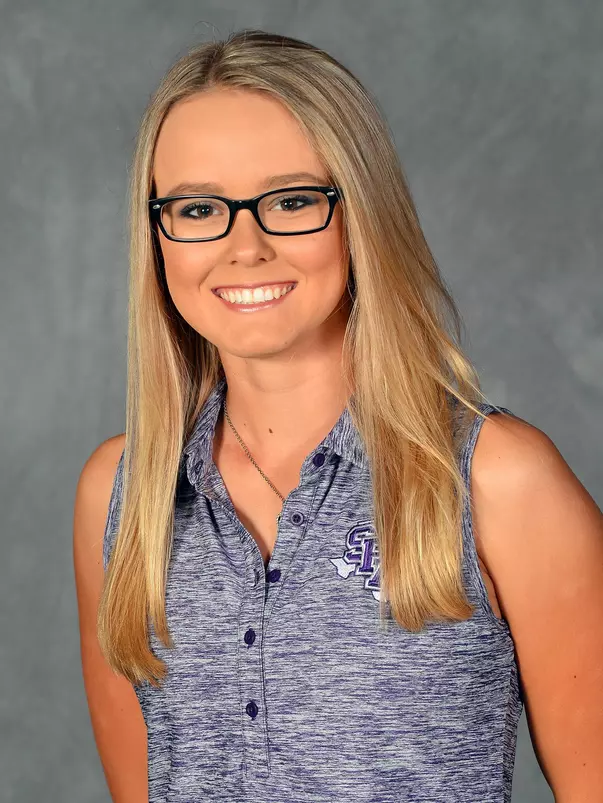 Alexis_Szewczyk_Headshot