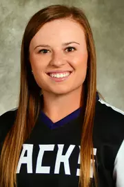 Lauren_Becker_Headshot2018