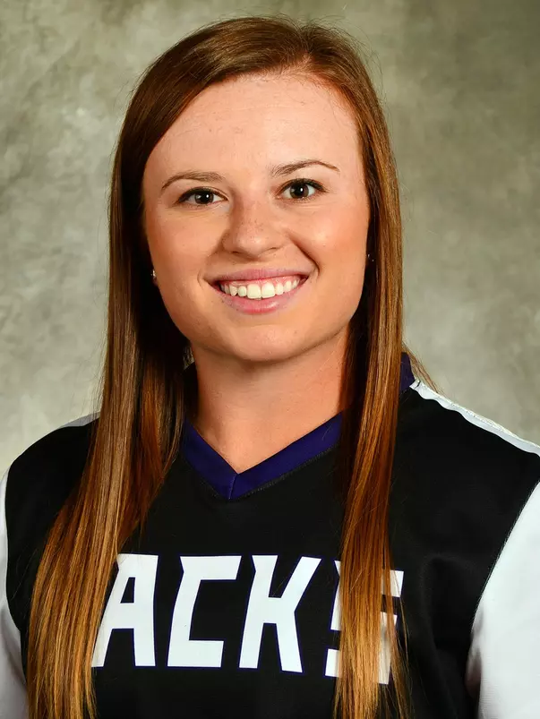 Lauren_Becker_Headshot2018