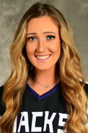 Ashton_Esparza_Headshot2018