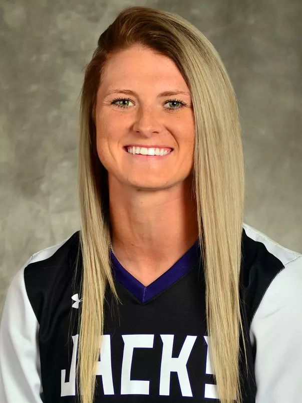 Emily_Wolfe_Headshot2018