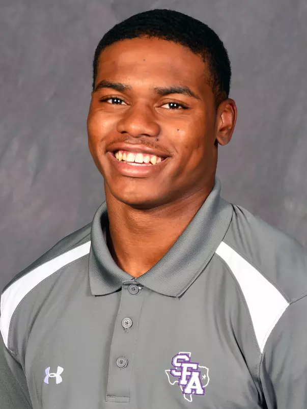 Remi_Simmons_Headshot18