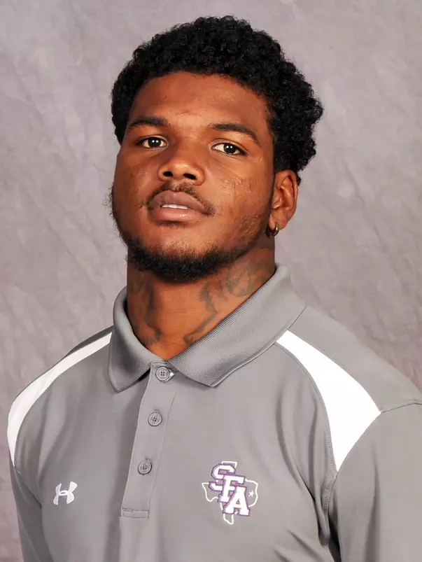 Alize_Ward_Headshot18