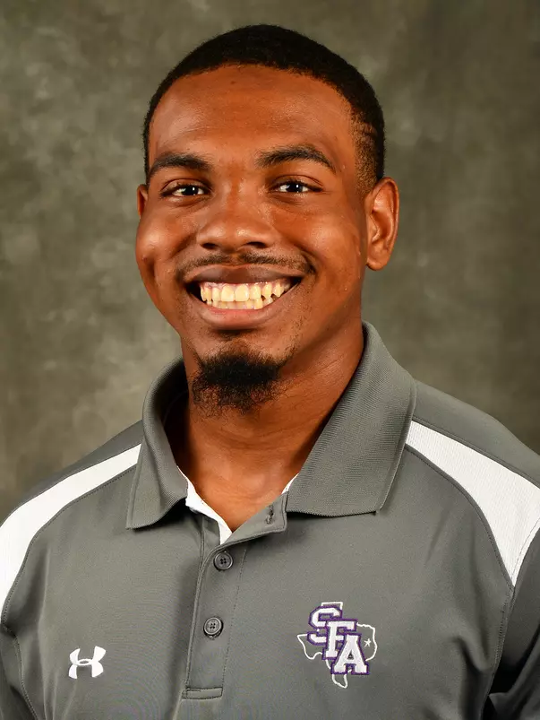 Zadok_Esters_FB_Headshot18