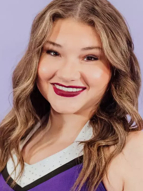 Avery_Hahn