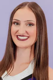 Carly_Leonard