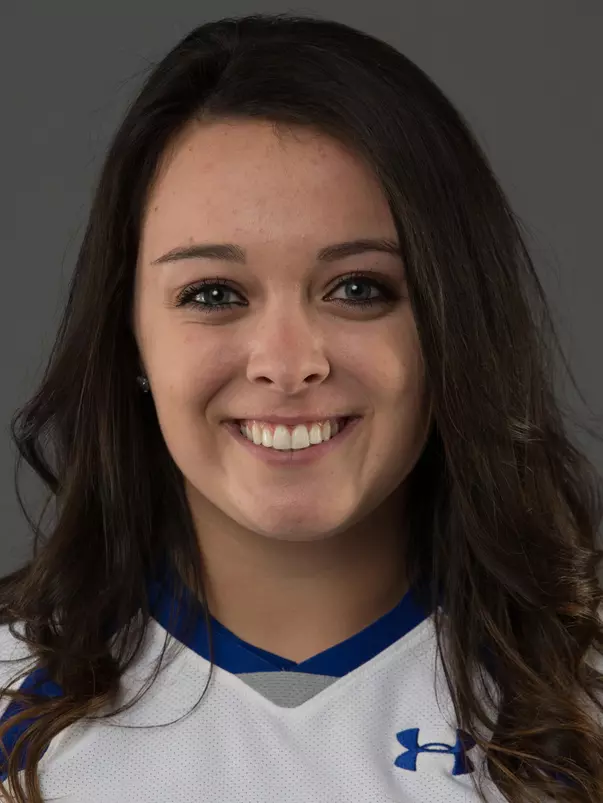 Reganne Camp headshot