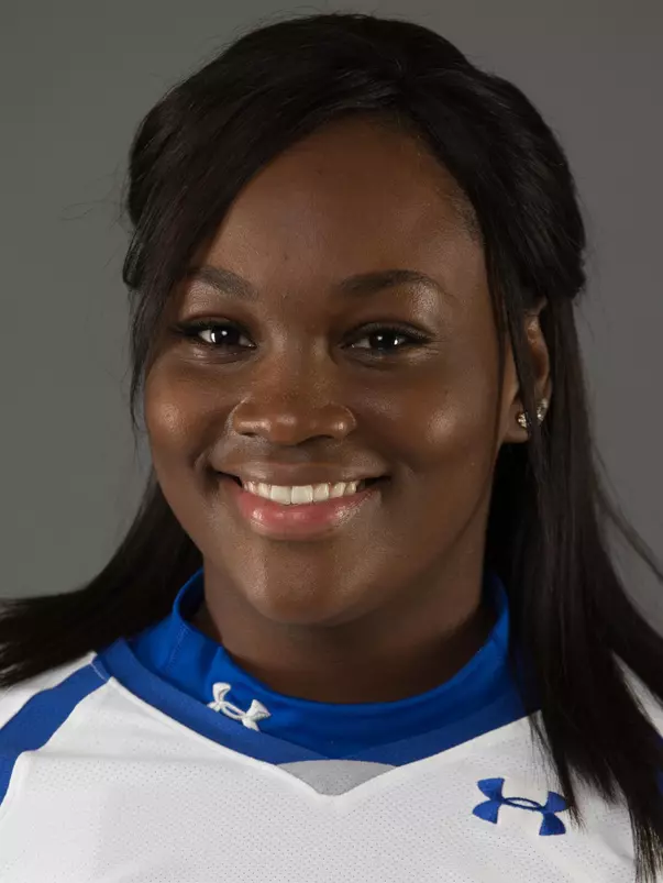 Chelsea Caynon headshot