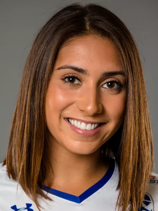 Emily Caza headshot
