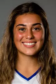 Victoria Bastos headshot