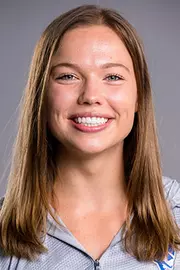Genna Ross Headshot