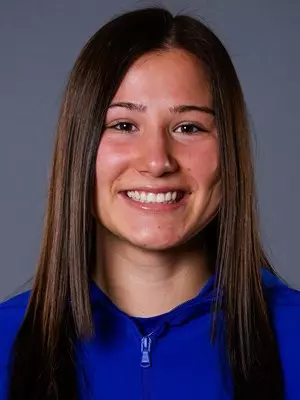 Kelsey Carr Headshot