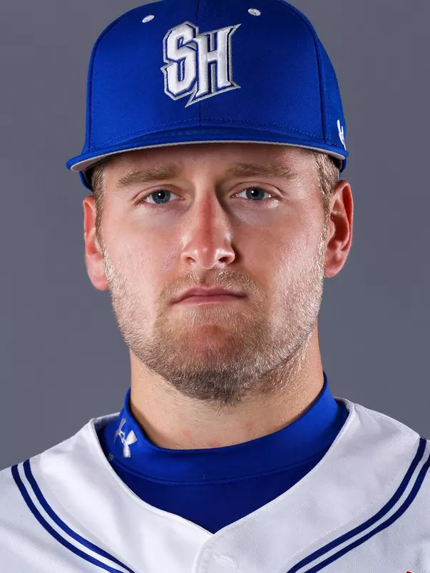 Hunter Waldis 2021 headshot