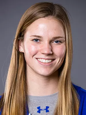 Amelia Wootton Headshot