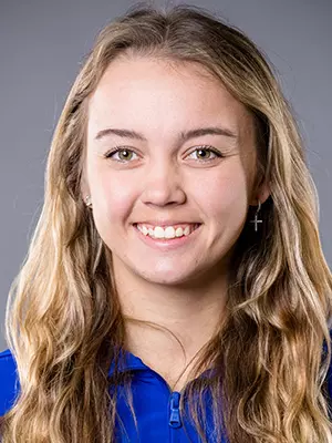 Baylee Allender Headshot