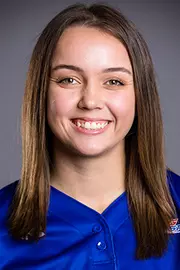Baylee Allender Headshot