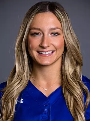 Lauren Caye Headshot