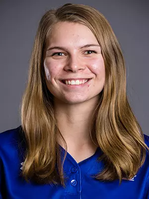 Molly Mitman Headshot