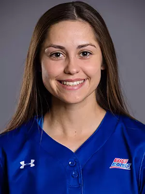 Taylor Soanes Headshot