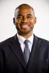 Shaheen Holloway headshot