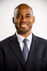 Shaheen Holloway