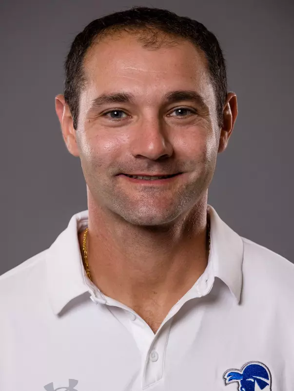 Josh Osit headshot